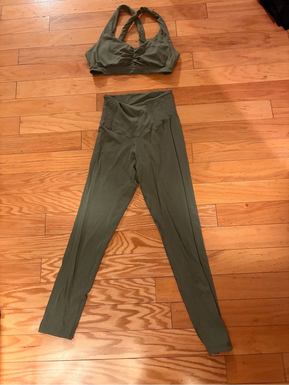 Aerie Olive Green High-Waist Active Leggings with Matching Sports Bra